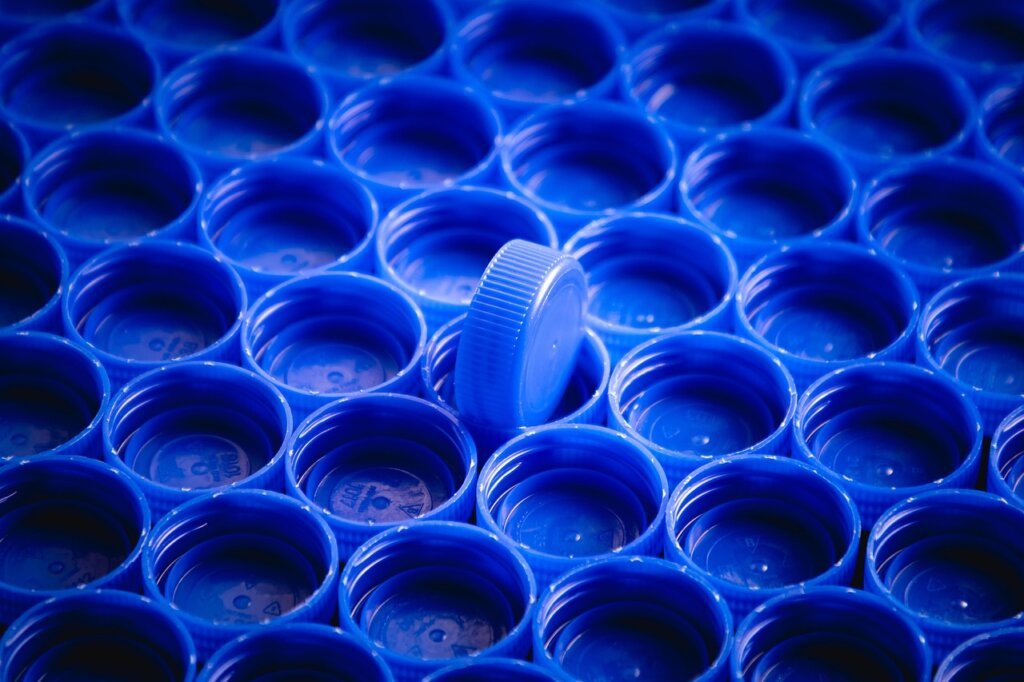 plastic bottle label removal recycling step